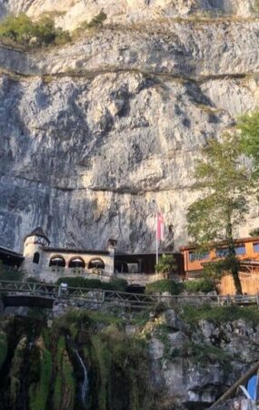 Cueva de San Beato, Suiza